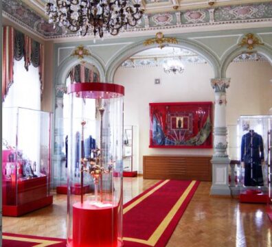 5. фото Регалии и реликвии